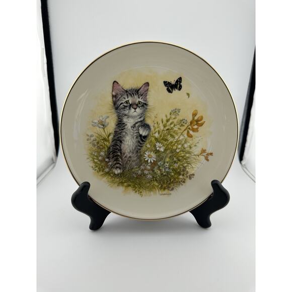 "CHASING BUTTERFLIES" Plate Artist Sprovach The Franklin Mint Kittens 8" - Picture 6 of 6